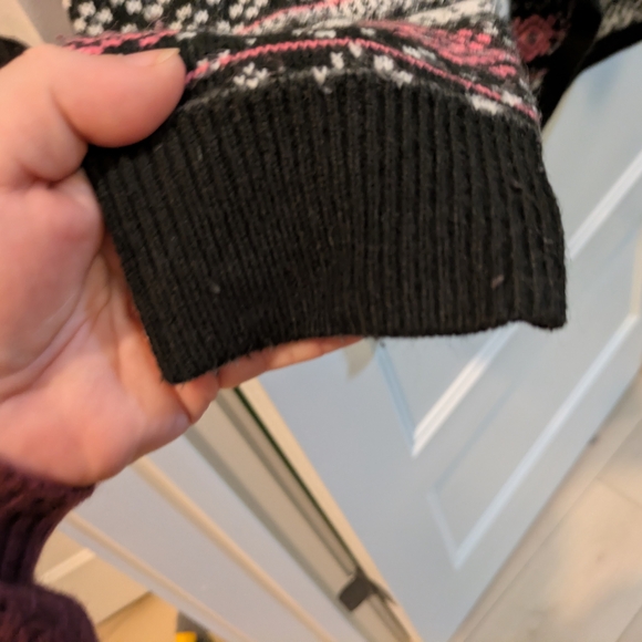 Torrid Black and Pink Patterned Cardigan - Picture 5 of 12